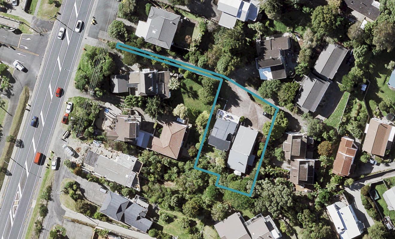 2/0 East Coast Road, Browns Bay, Auckland - Carousel 1