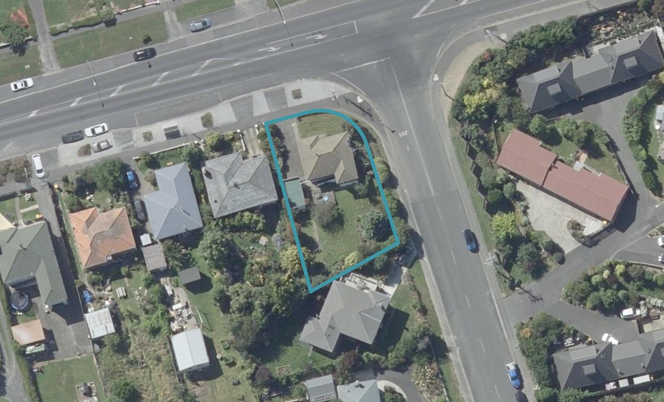 97 Main Road, Fairfield, Dunedin - Carousel 1