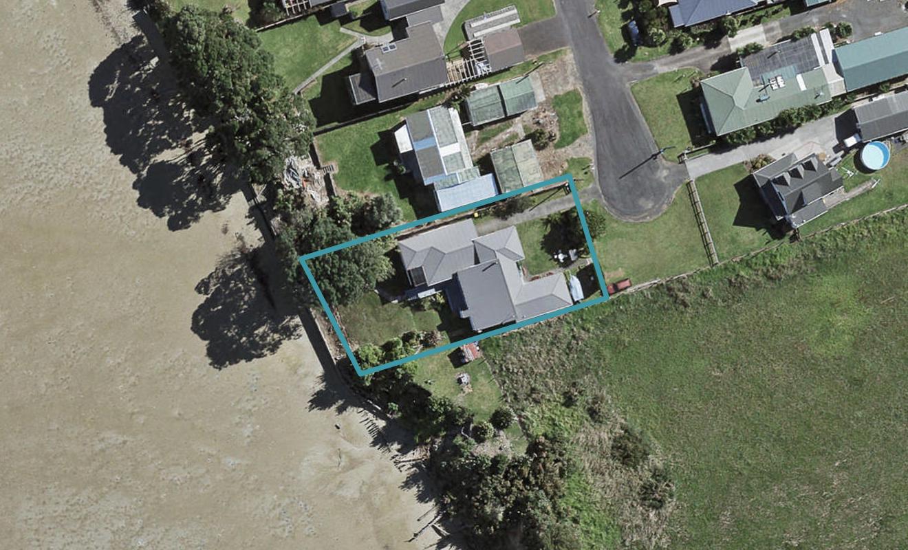 10 First Avenue, Waiuku - Carousel 1