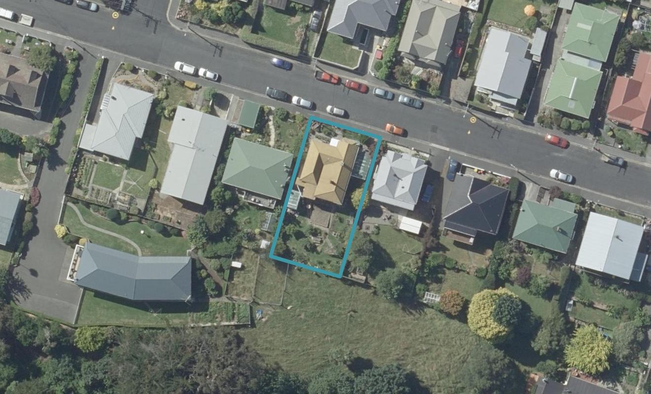 17 Bernard Street, Kenmure, Dunedin - Carousel 1