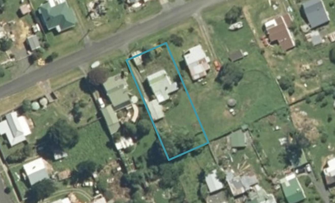 8 Robert Avenue, Pukemiro - Carousel 1