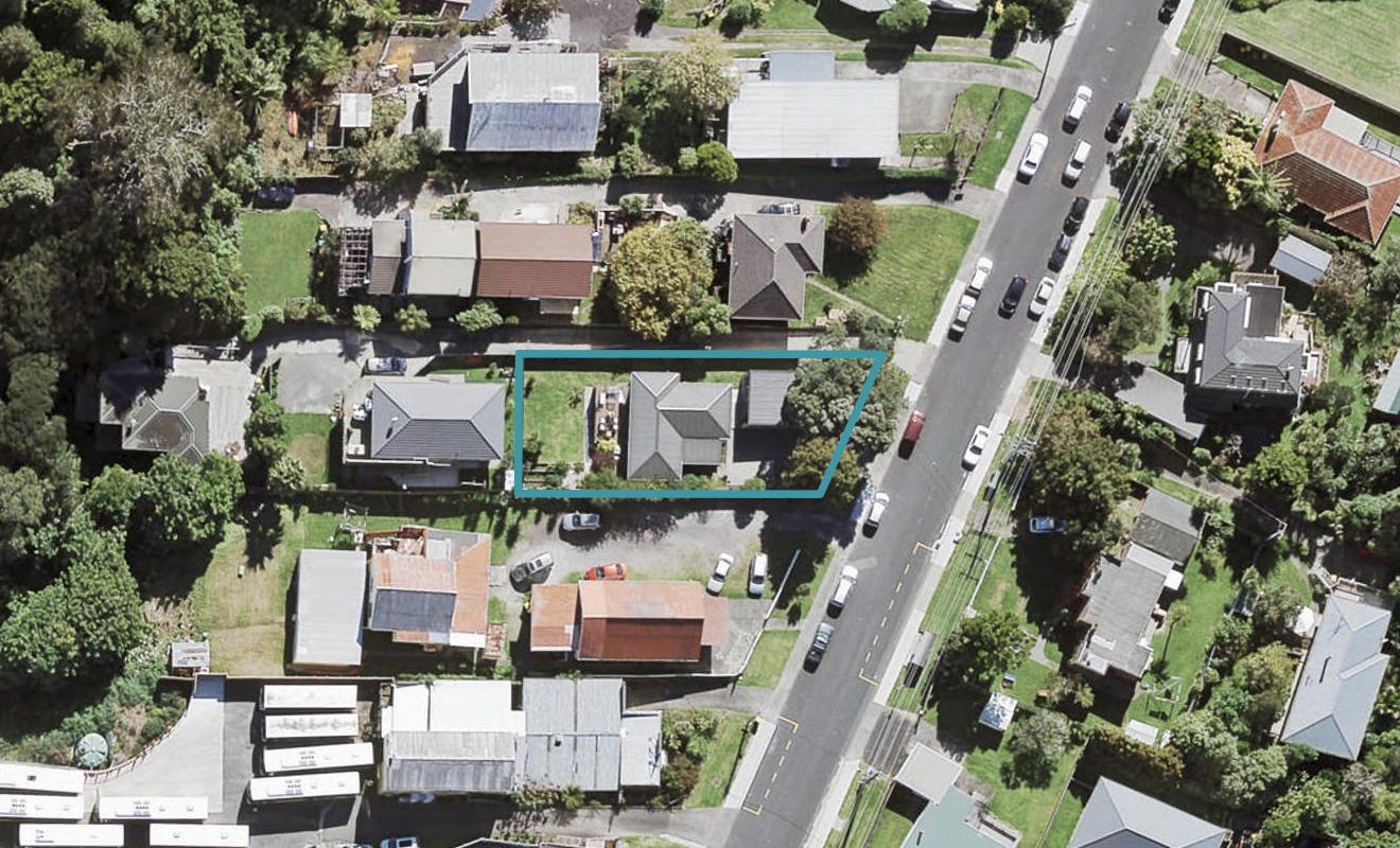 8 Verbena Road, Birkdale, Auckland - Carousel 1