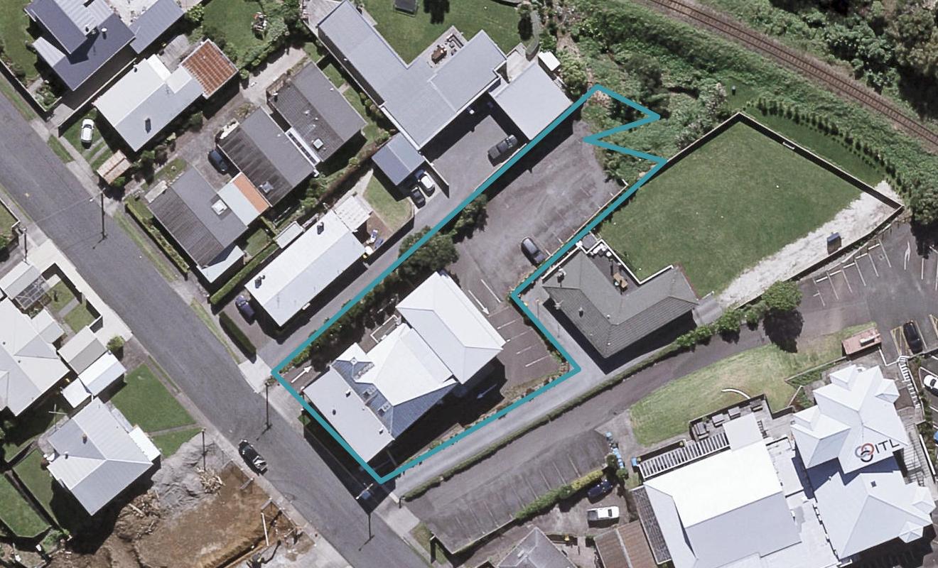 11A Baring Terrace, Strandon, New Plymouth - Carousel 1
