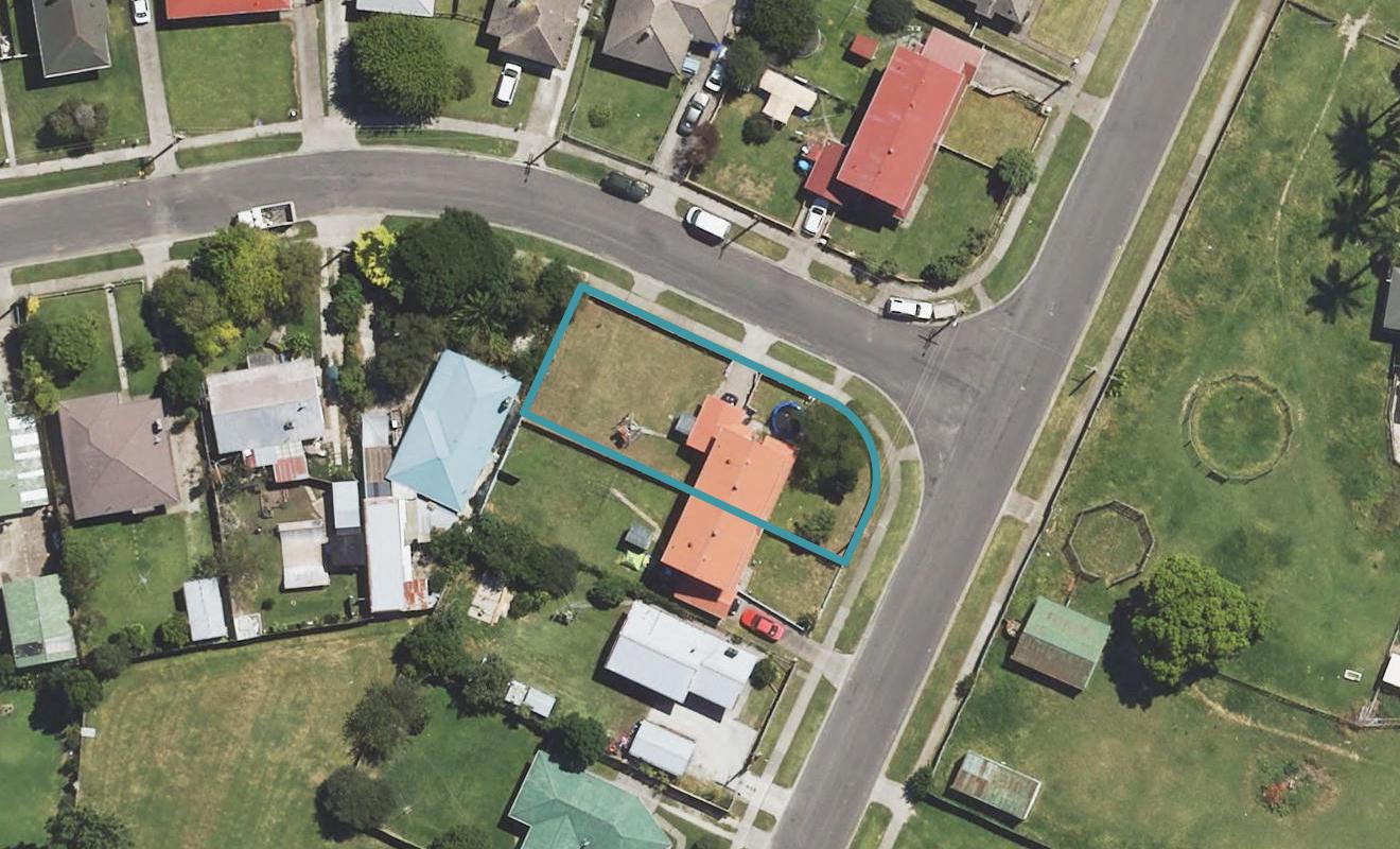 2 Glasgow Crescent, Kaiti, Gisborne - Carousel 1