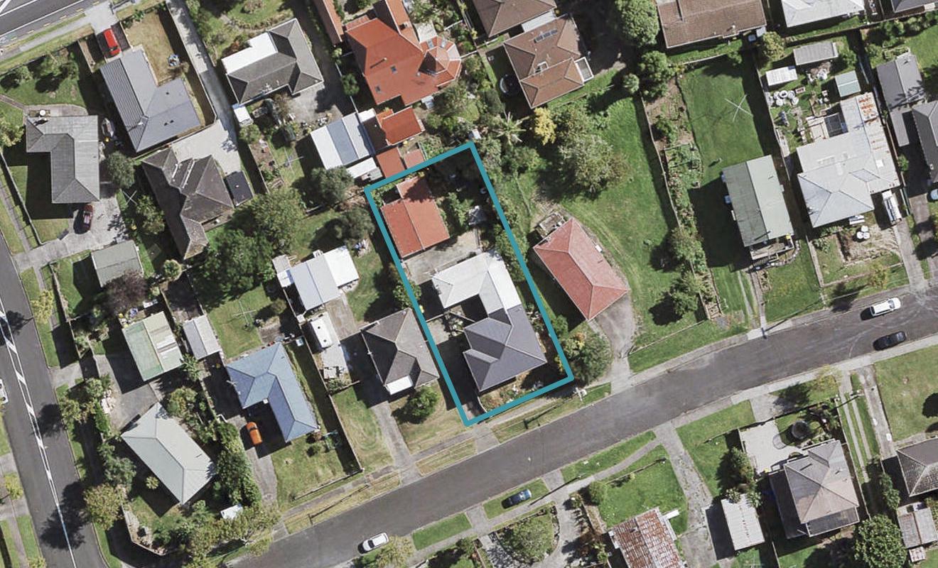 8 Hyde Street, Manurewa East, Auckland - Carousel 1