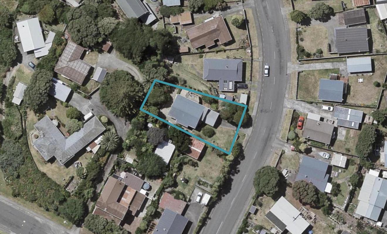 105 Norfolk Crescent, Otaki Beach, Otaki - Carousel 1