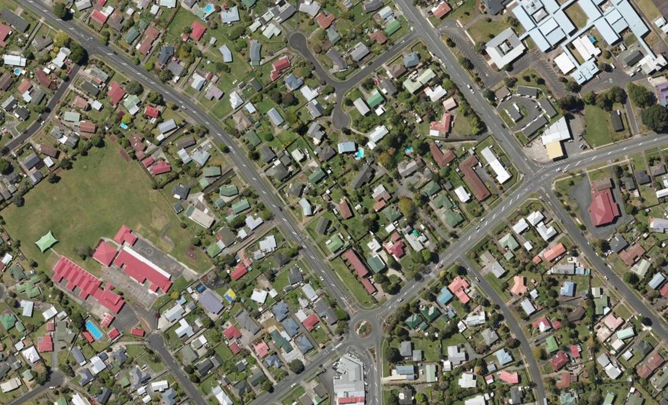 8 Paramount Parade, Tikipunga, Whangarei - Carousel 1