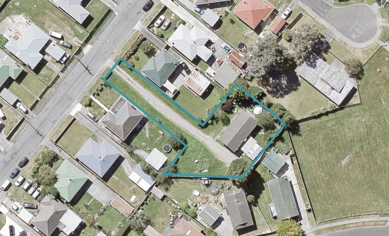 24A Ruthven Road, Wainuiomata, Lower Hutt - Carousel 1