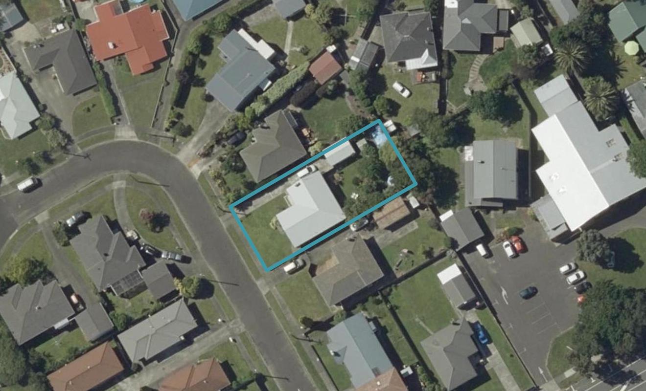 6 Nairn Crescent, Awapuni, Palmerston North - Carousel 1