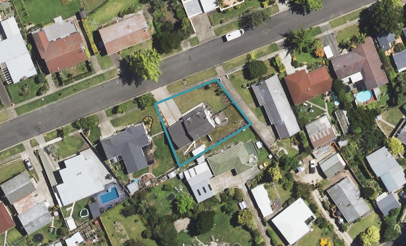 27 Sunvale Crescent, Whataupoko, Gisborne - Carousel 1