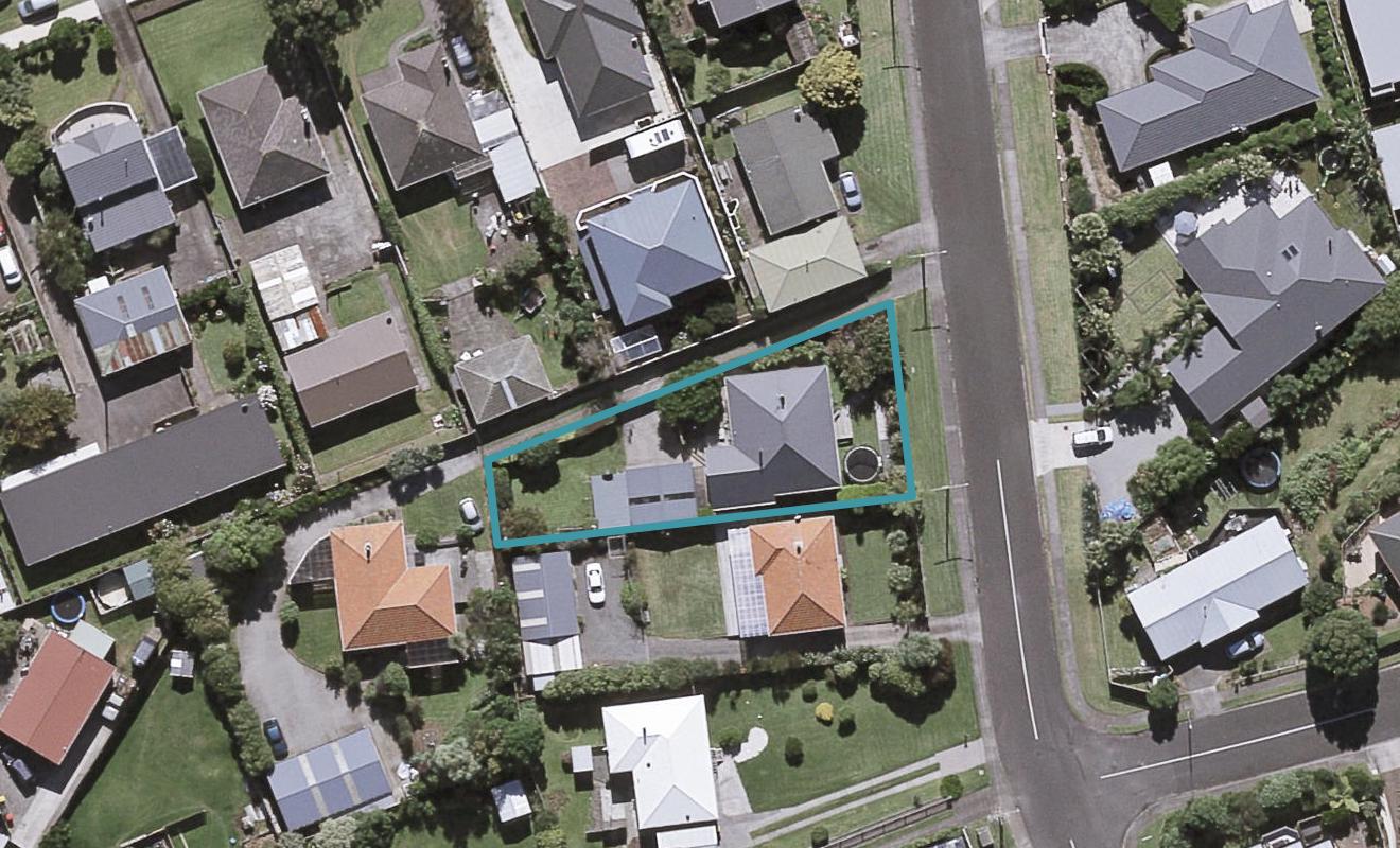 18 Fitzroy Road, Fitzroy, New Plymouth - Carousel 1