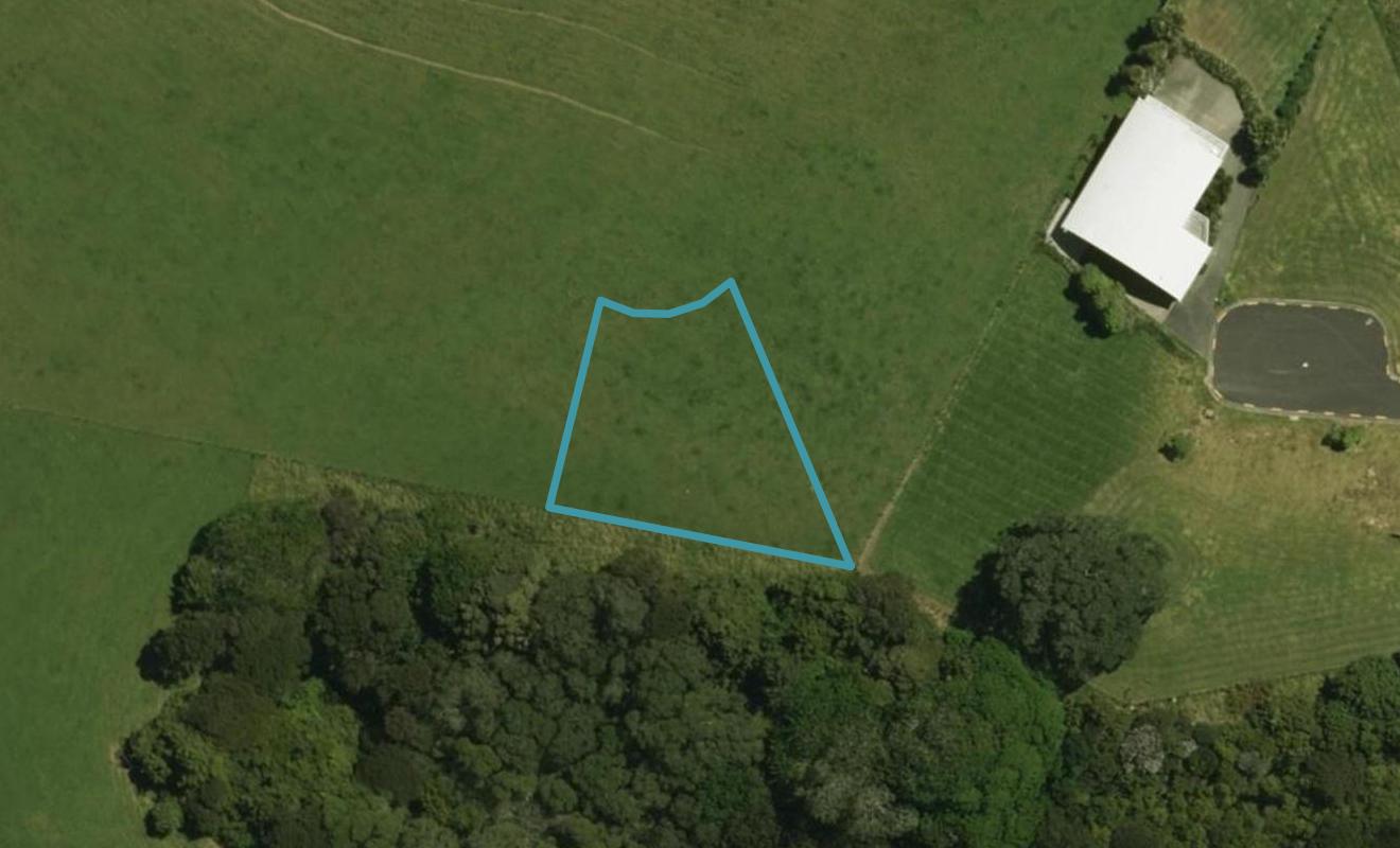 16 Starlight Place, Langs Beach, Waipu - Carousel 1