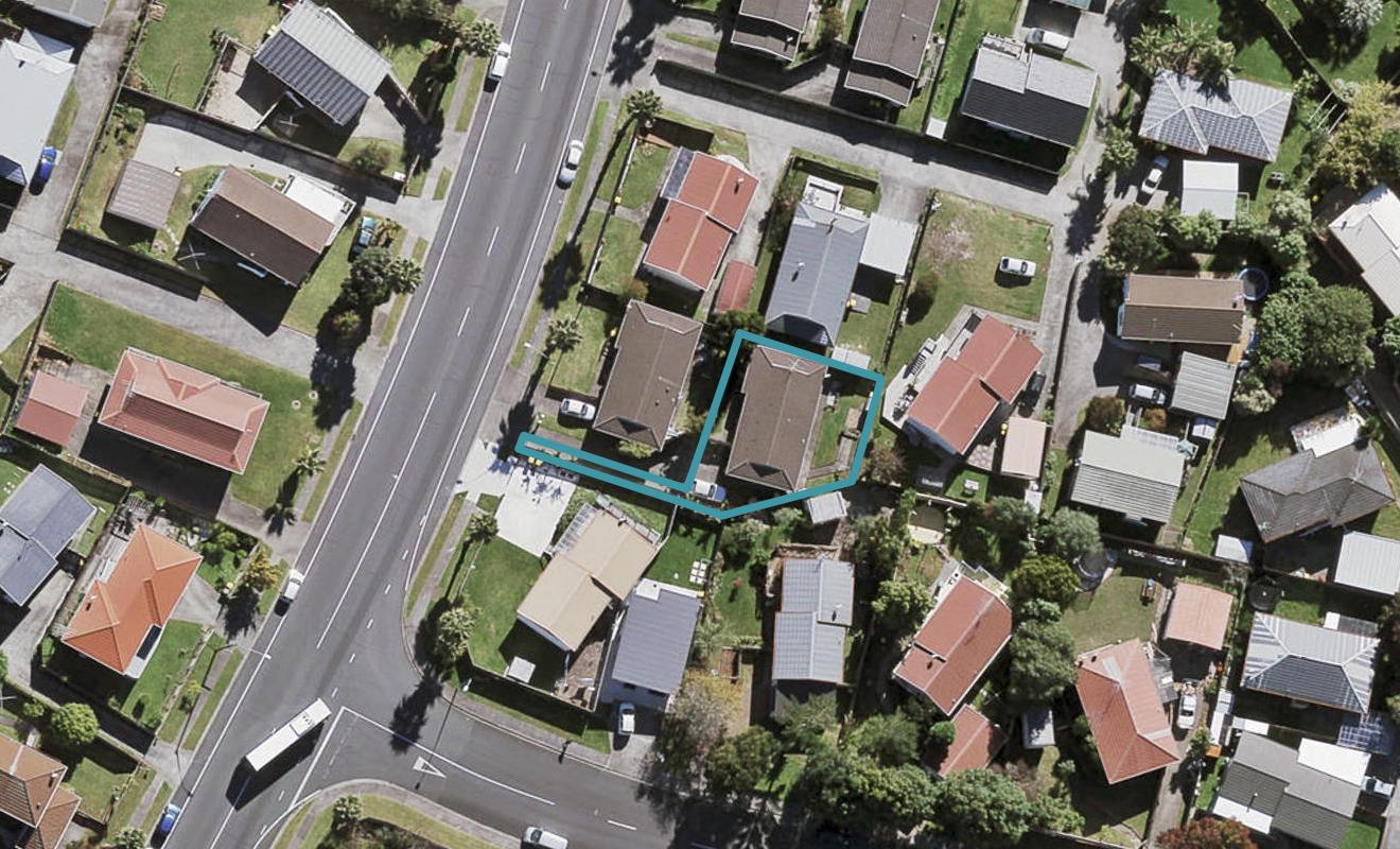 34B Caribbean Drive, Unsworth Heights, Auckland - Carousel 1