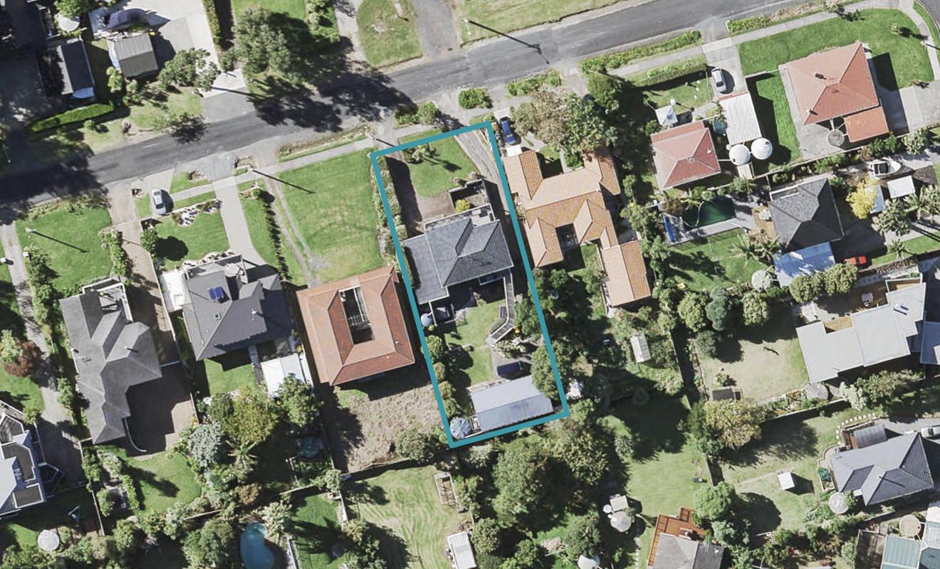 71 First View Avenue, Beachlands, Auckland - Carousel 1