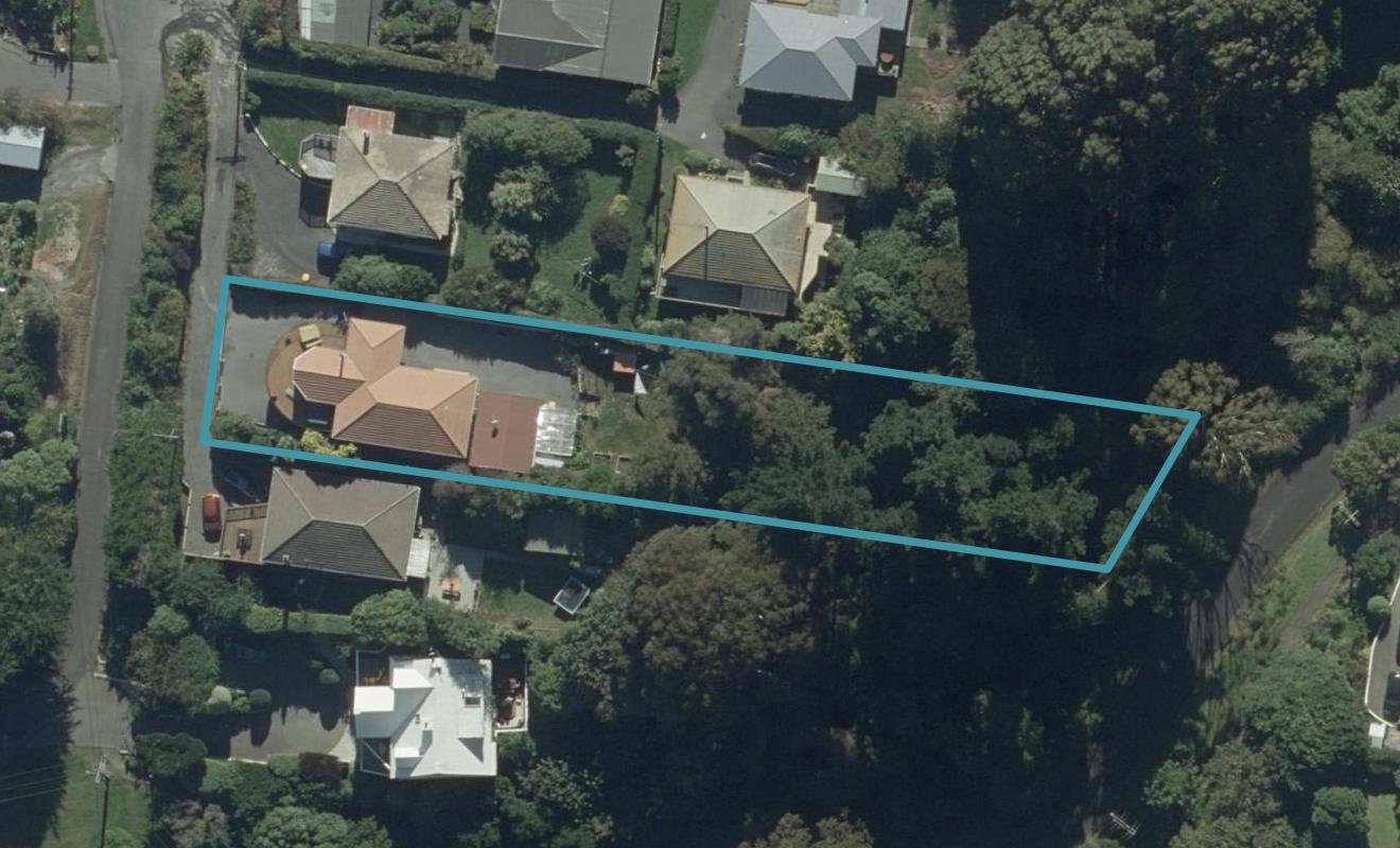 14 McLelland Street, Macandrew Bay, Dunedin - Carousel 1