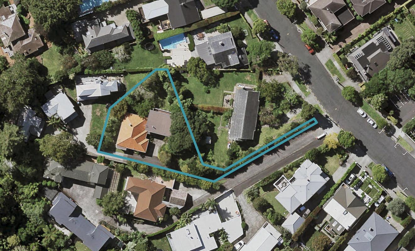 28 Waiatarua Road, Remuera, Auckland - Carousel 1