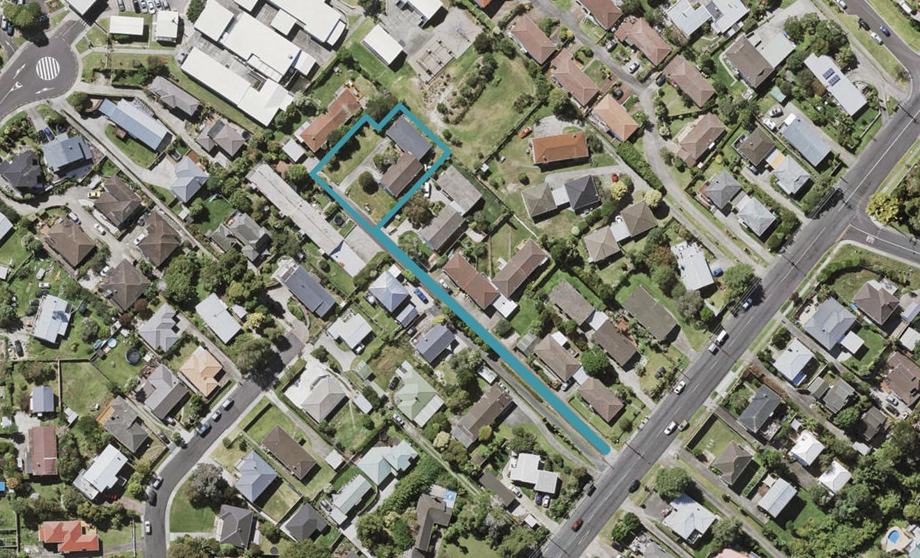 1/34B Sunnynook Road, Sunnynook, Auckland - Carousel 1