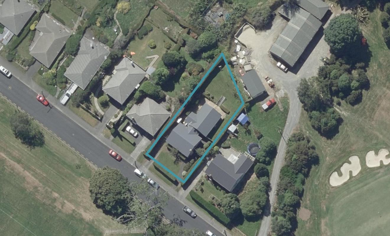 62 Lynn Street, Wakari, Dunedin - Carousel 1