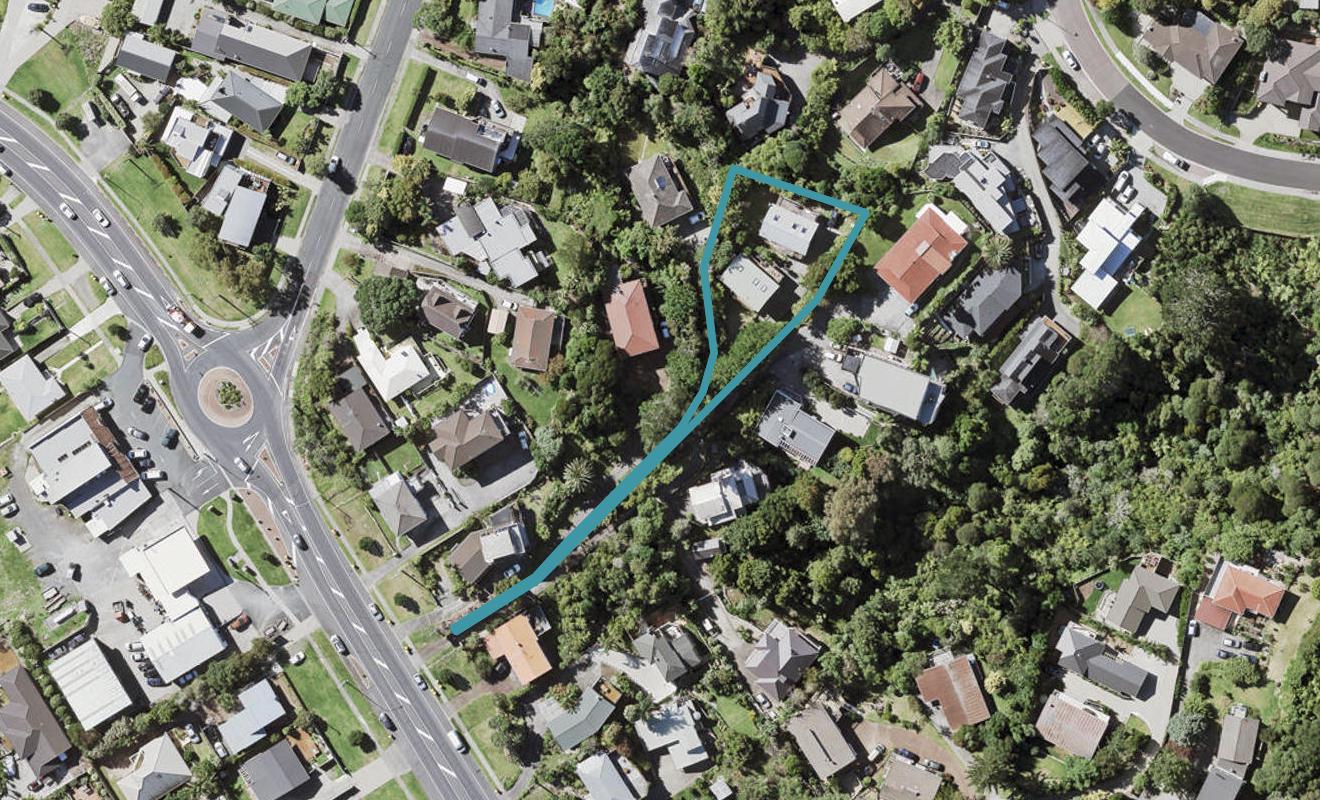 2/555 East Coast Road, Browns Bay, Auckland - Carousel 1