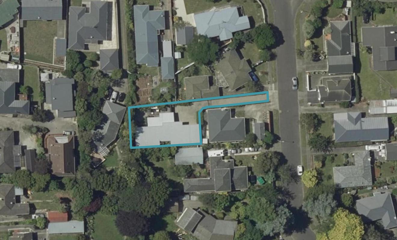 4 Surrey Crescent, Hokowhitu, Palmerston North - Carousel 1