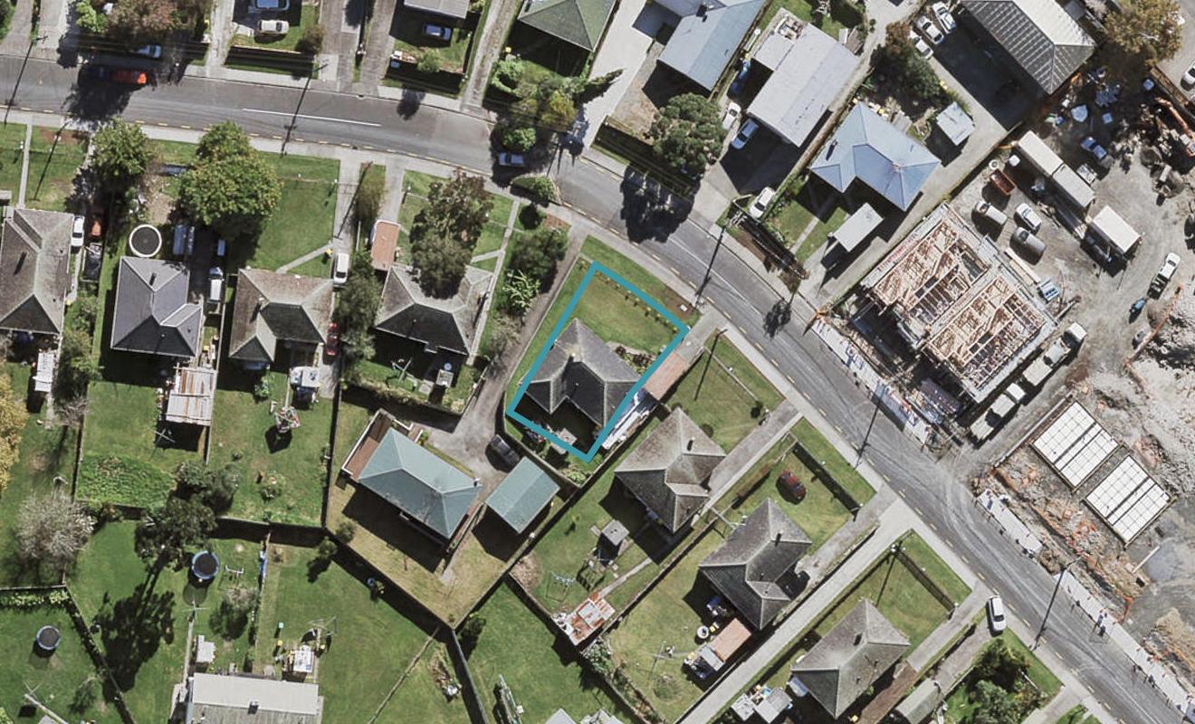 15 Tonar Street, Northcote, Auckland - Carousel 1