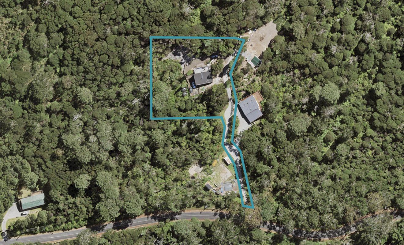 14 Sunnyvale Road, Waitakere, Auckland - Carousel 1
