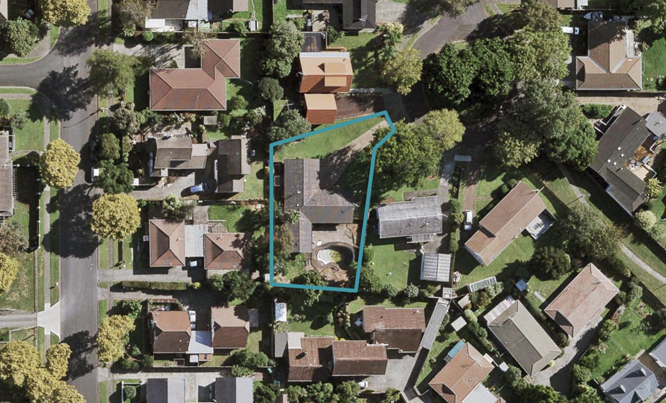 13 Zenith Place, Conifer Grove, Takanini - Carousel 1