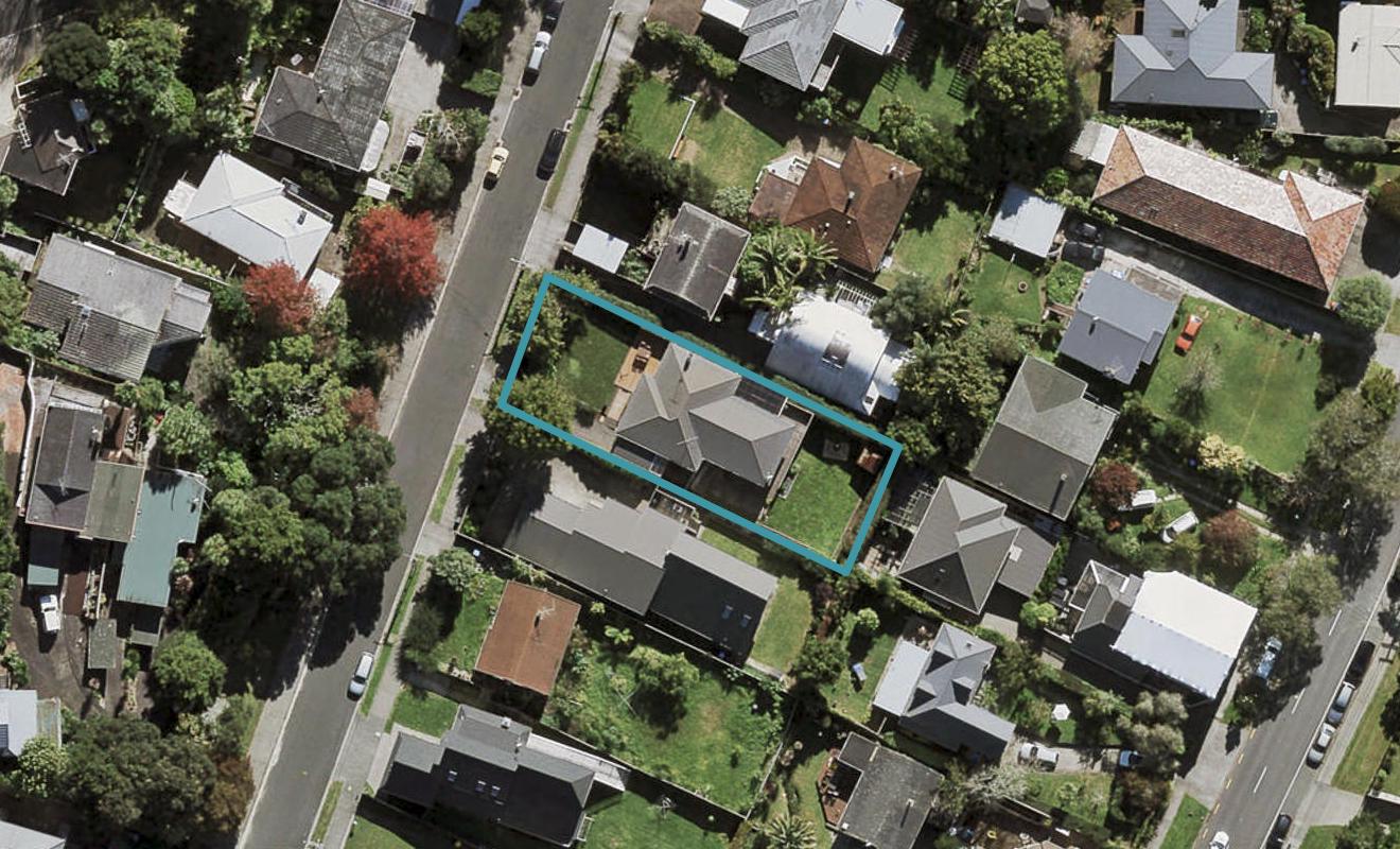 35 Leys Crescent, Remuera, Auckland - Carousel 1