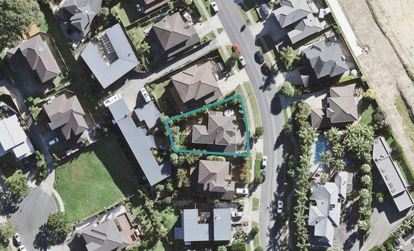 66 Rising Parade, Fairview Heights, Auckland - Carousel 1