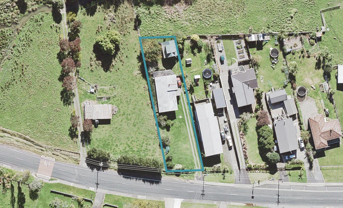 33 Bethells Road, Waitakere, Auckland - Carousel 1