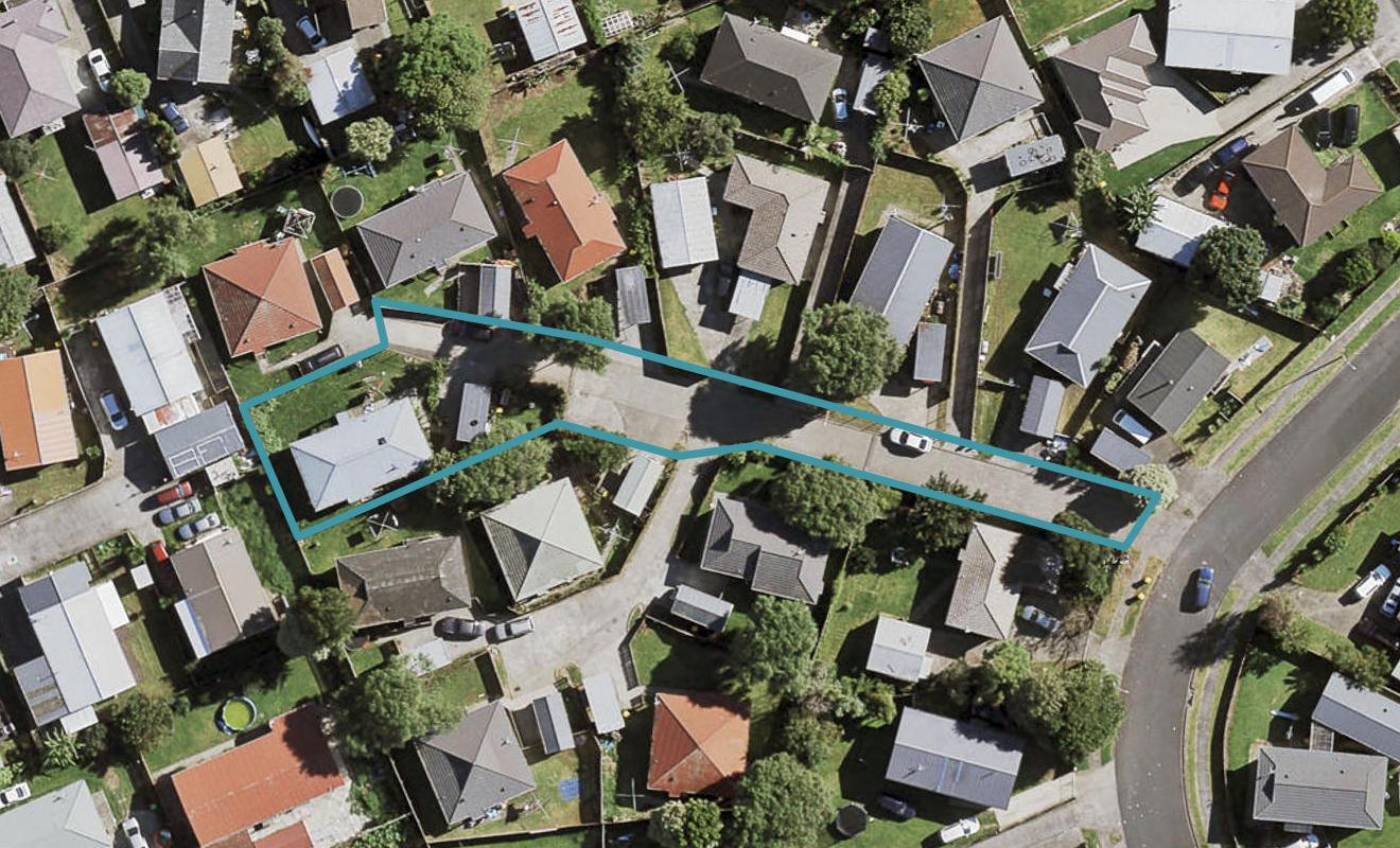 11A Dungarvon Place, Clendon Park, Auckland - Carousel 1