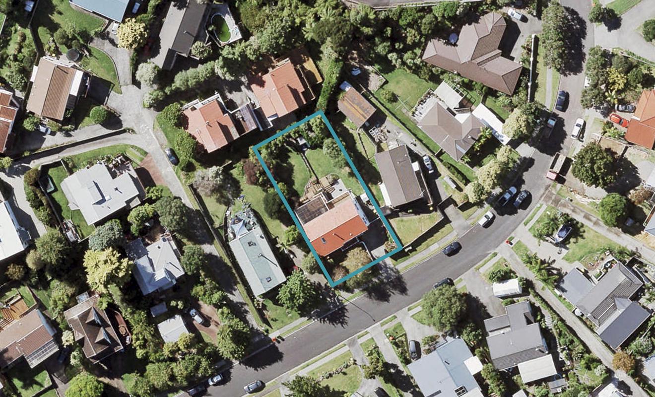 58 Langana Avenue, Browns Bay, Auckland - Carousel 1