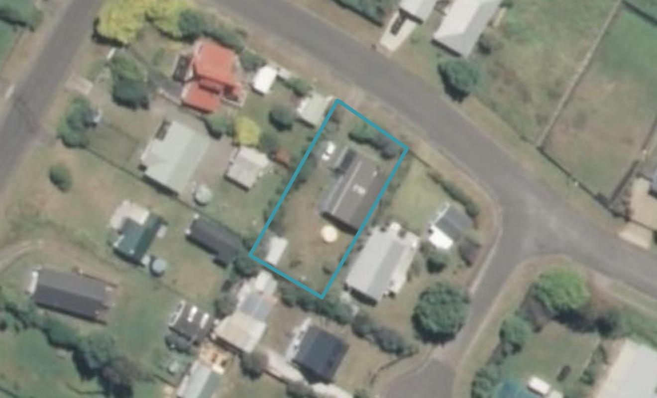 2 Sand Dune Grove, Waikawa Beach, Levin - Carousel 1
