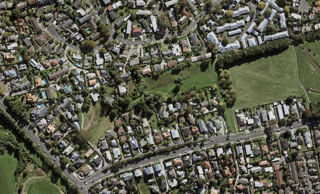 37 Gardenview Rise, Remuera, Auckland - Carousel 1
