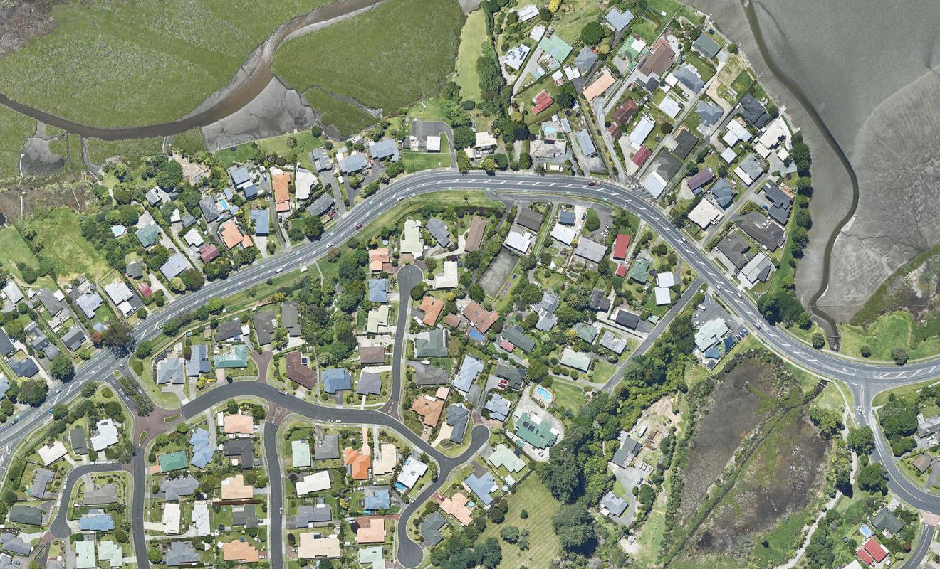 132 Welcome Bay Road, Welcome Bay, Tauranga - Carousel 1