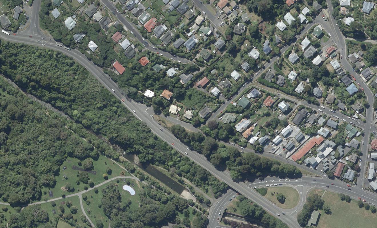 76 Bank Street, Dalmore, Dunedin - Carousel 1