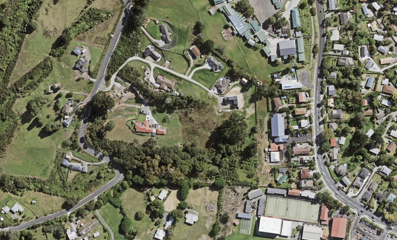 304 Birdwood Road, Massey, Auckland - Carousel 1