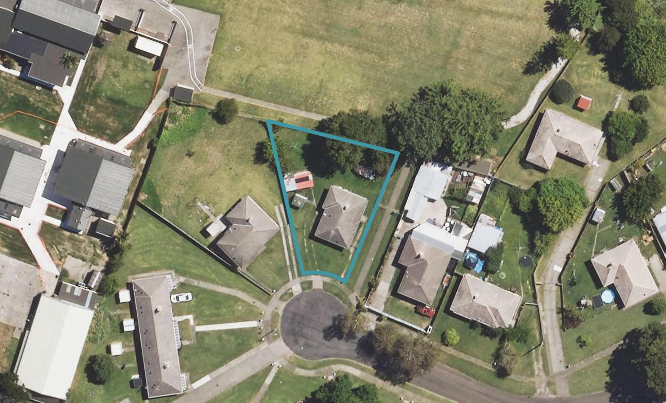 15 Karamu Street, Elgin, Gisborne - Carousel 1