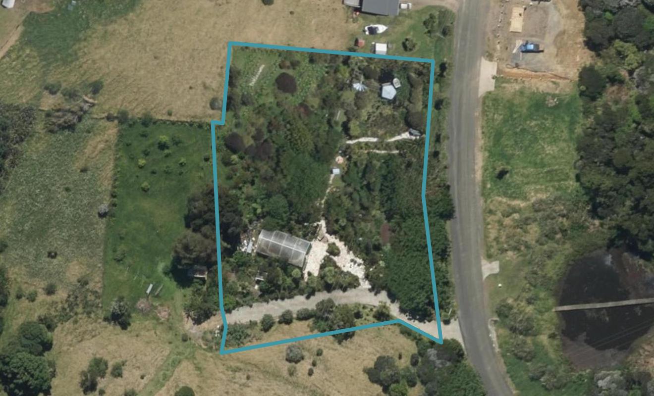 25 Pacific Bay Road, Whangarei - Carousel 1