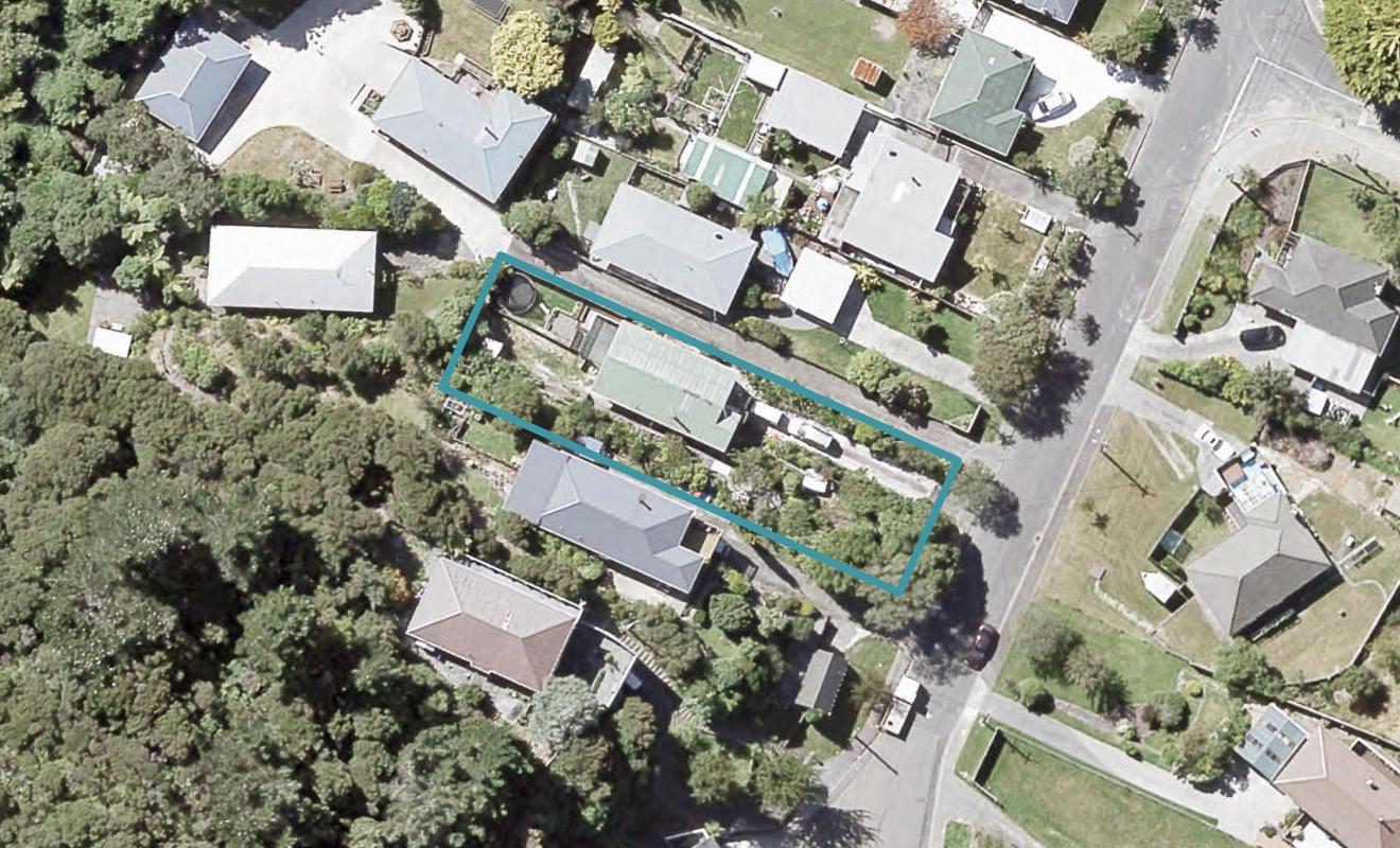 24 Davis Grove, Wainuiomata, Lower Hutt - Carousel 1
