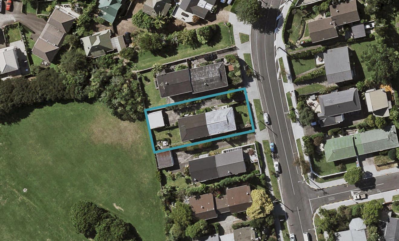 2/77 Koraha Street, Remuera, Auckland - Carousel 1