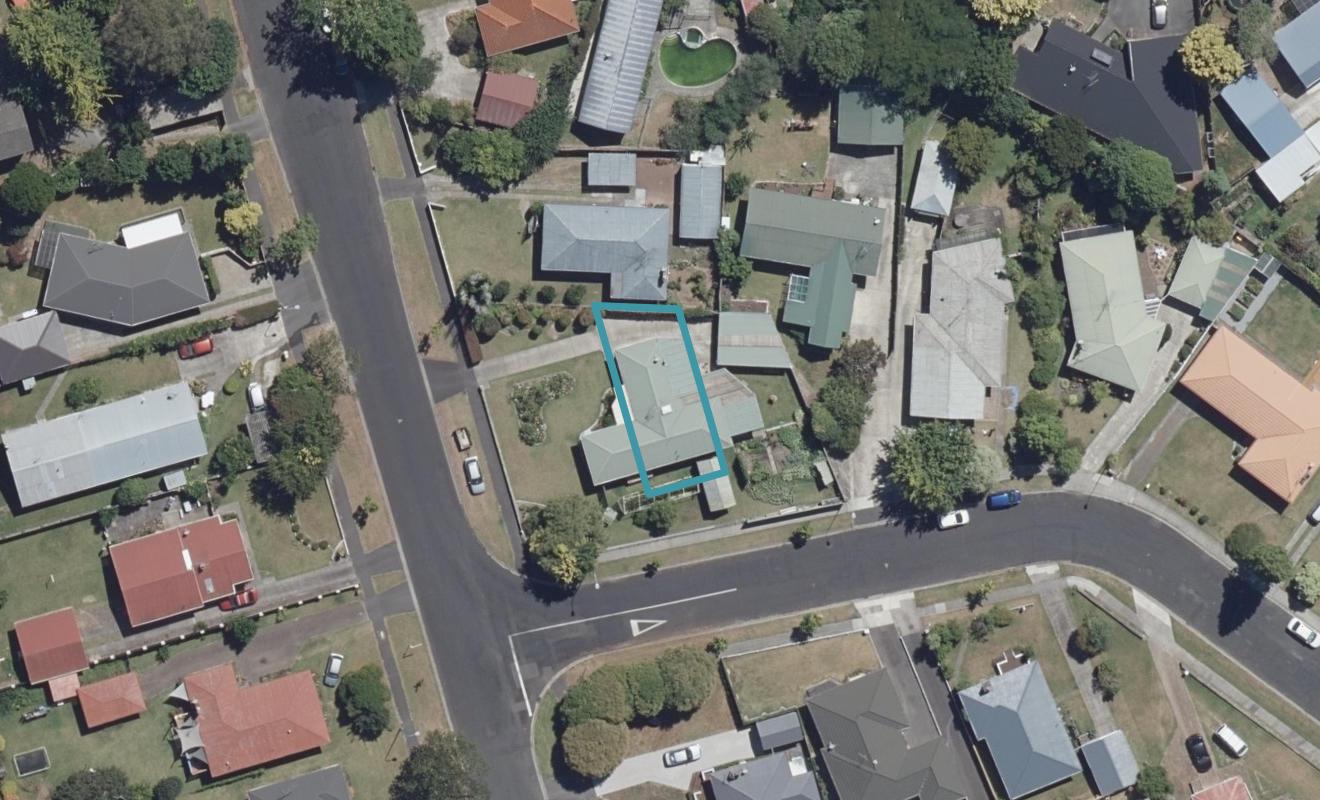1/1 Garthwood Road, Hillcrest, Hamilton - Carousel 1