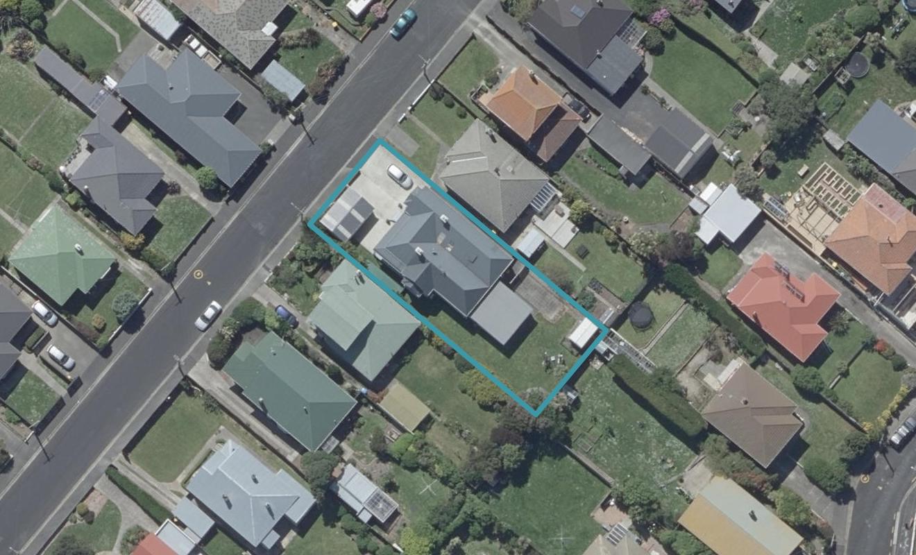 28 Stirling Street, Andersons Bay, Dunedin - Carousel 1