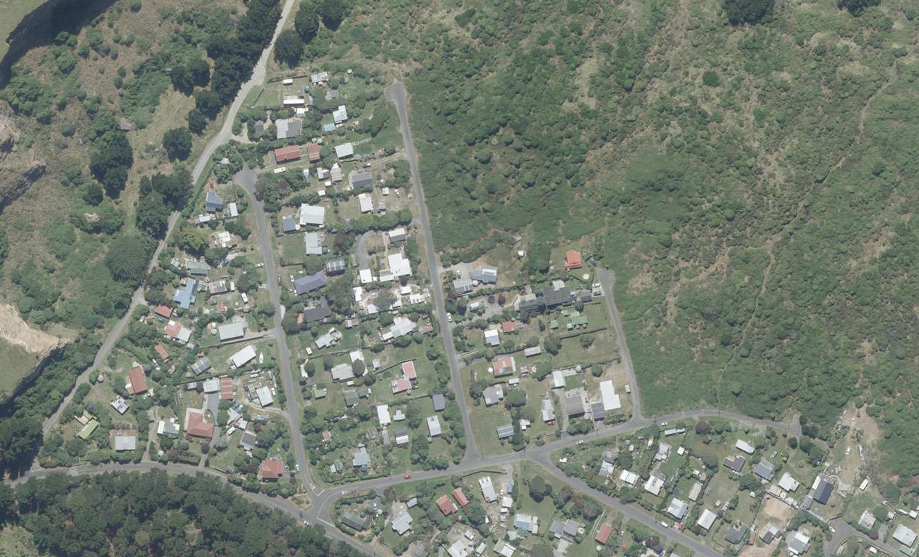 10 Kahika Street, Aramoana, Port Chalmers - Carousel 1
