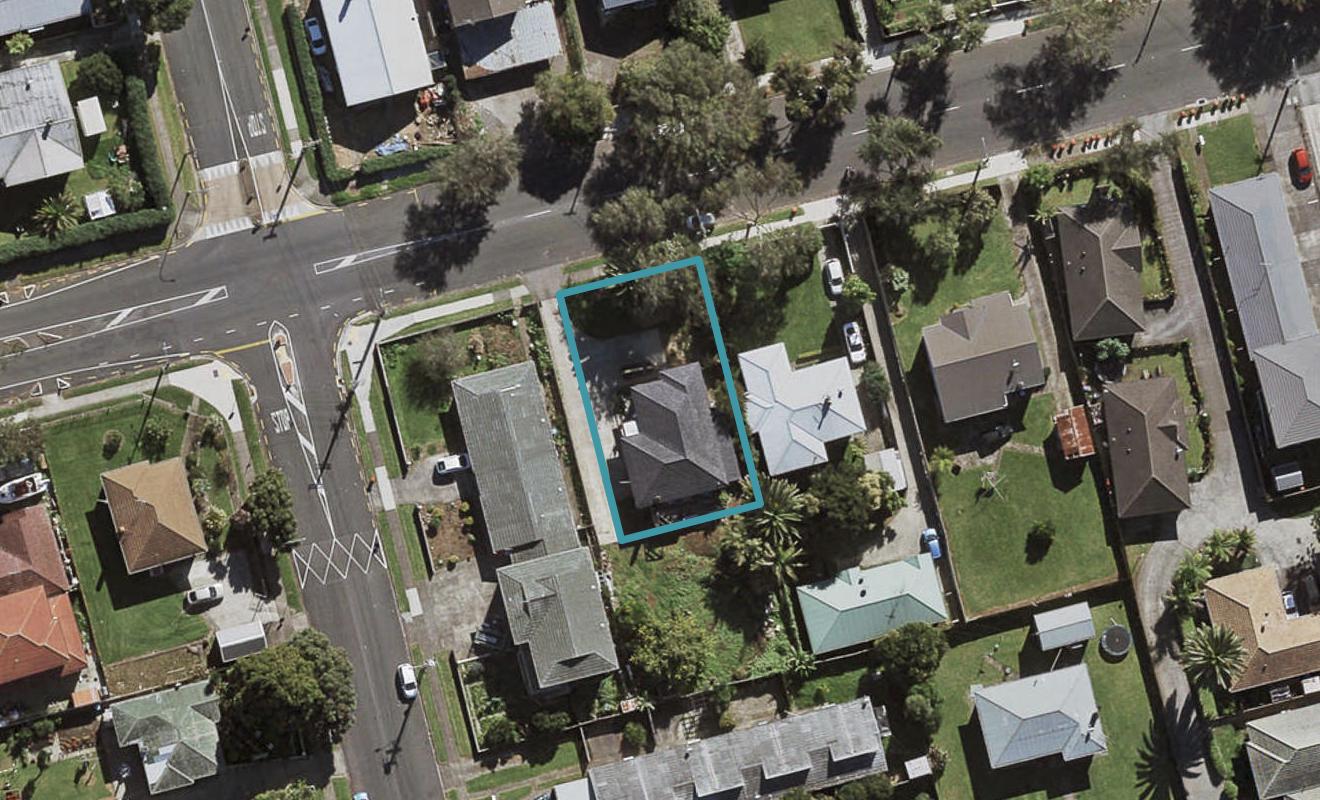 55 Avenue Road, Otahuhu, Auckland - Carousel 1