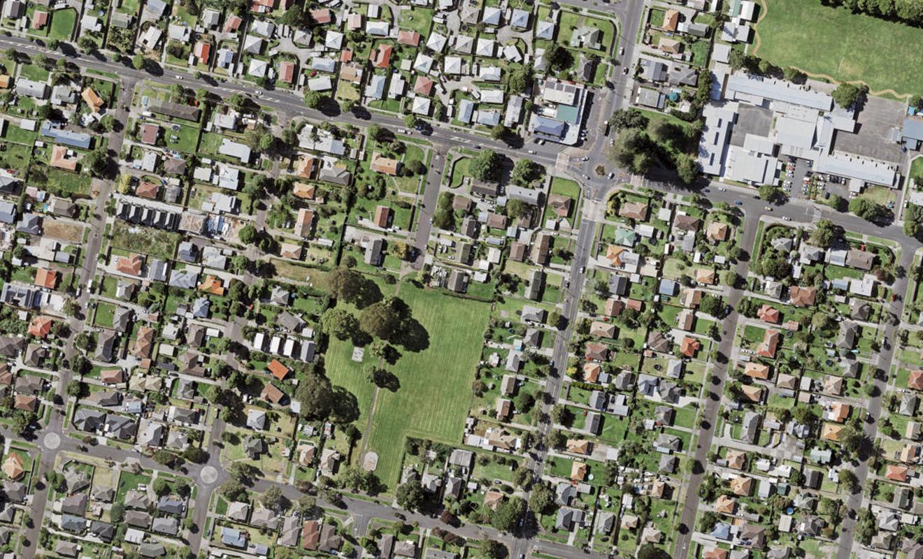 8C Taurima Avenue, Point England, Auckland - Carousel 1