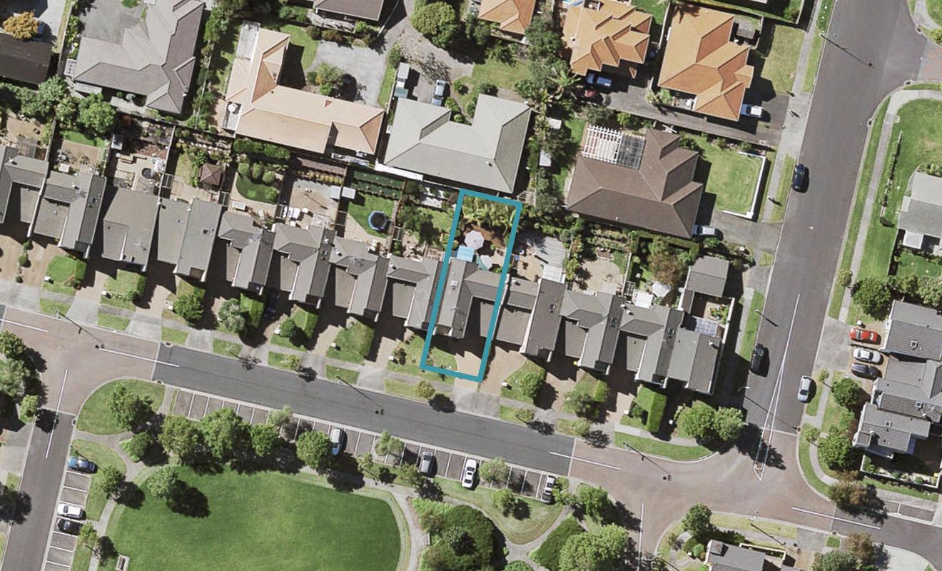 23 Tiger Drive, Golflands, Auckland - Carousel 1