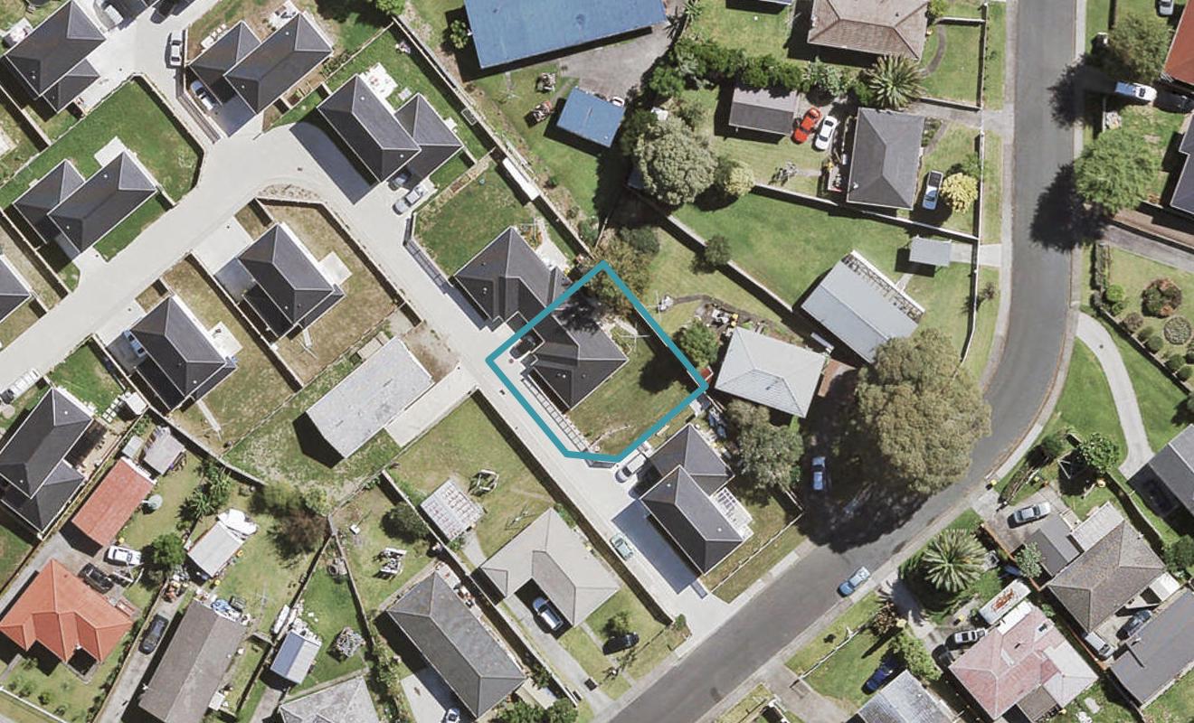 3 Waitoro Lane, Henderson, Auckland - Carousel 1