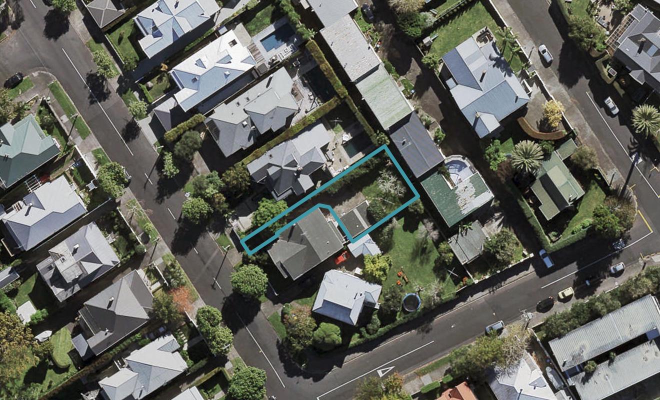 24A Ohinerau Street, Remuera, Auckland - Carousel 1