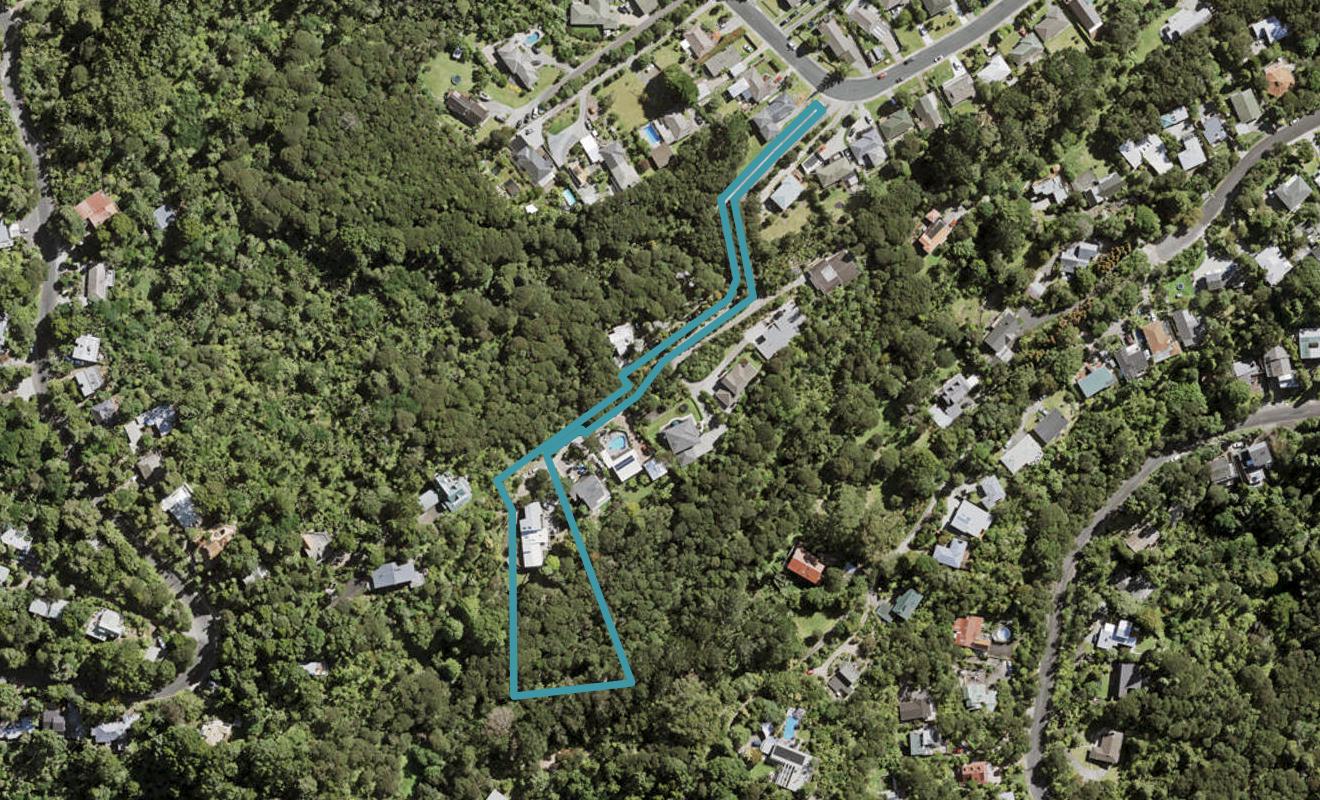 40B Staincross Street, Green Bay, Auckland - Carousel 1